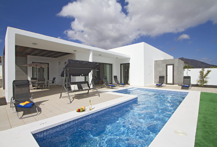 luxury villas lanzarote